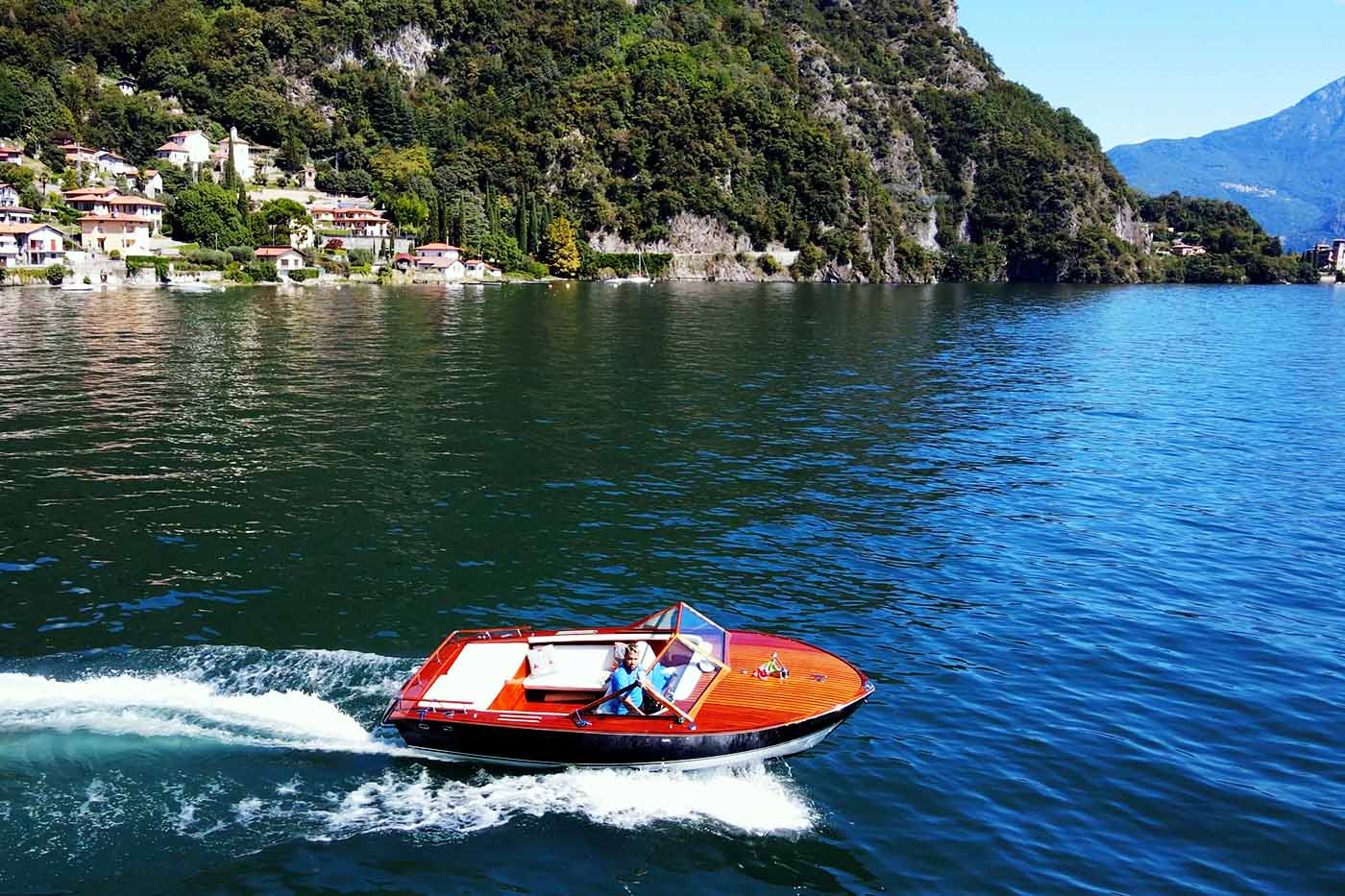 boat service luxury lake como